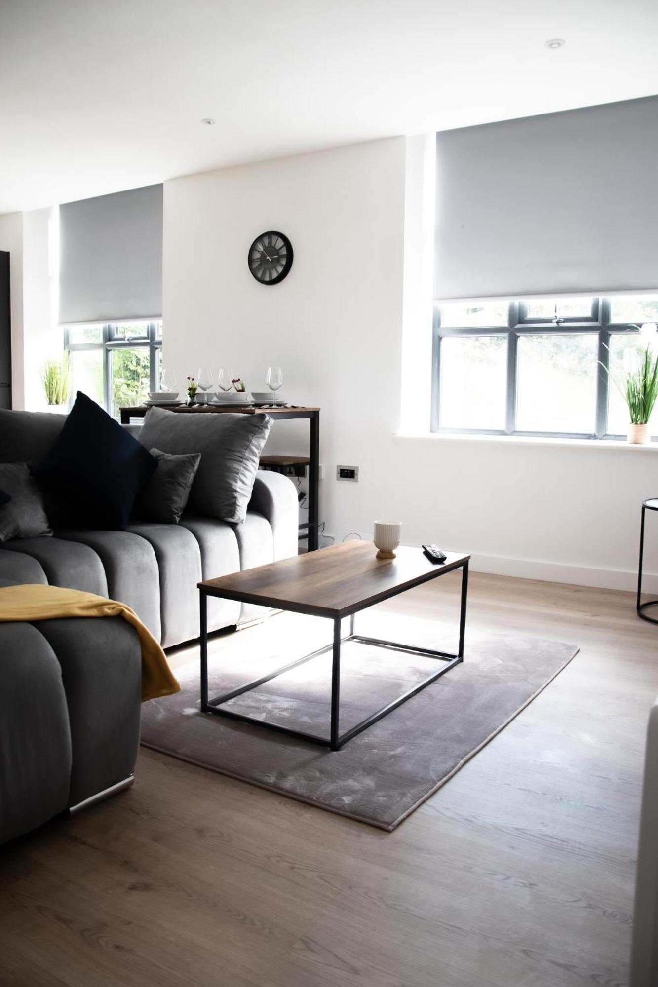 2-Bedroom With Breathtaking Views In Holmfirth Village, Huddersfield Room photo